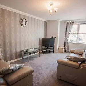 2-bed-blackburn-village-apt-with-ff-wifi-parking.hotelsaberdeenuk.com/